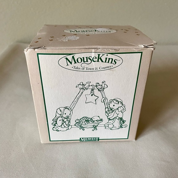 Midwest Mousekins Nativity Set - Picture 2 of 16